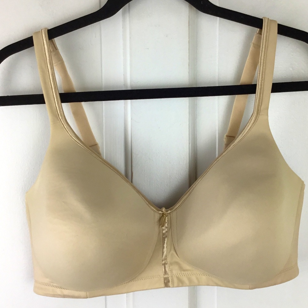 Vanity Fair Wirefree Bra Body Caress 38DD NWOT